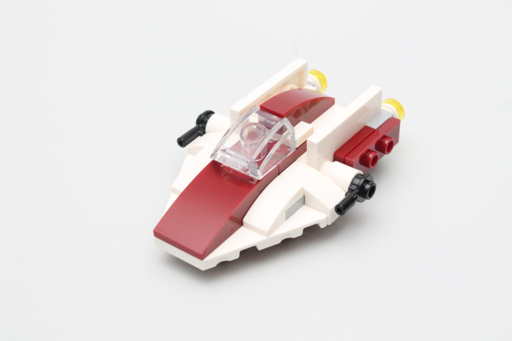 LEGO Star Wars magazine Issue 66 16