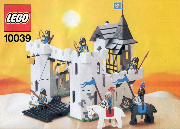 10039 Black Falcons Fortress