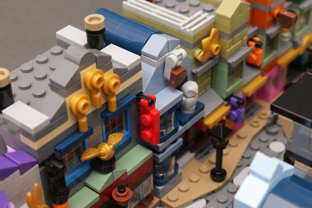 LEGO Harry Potter 76444 Diagon Alley Wizarding Shops review 83 1024x683