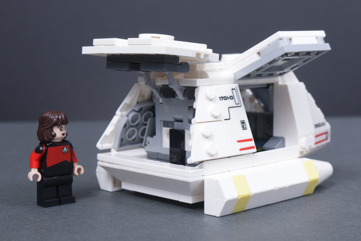 LEGO Icons 40768 Star Trek Type 15 Shuttlepod GWP second review 6 1200x800