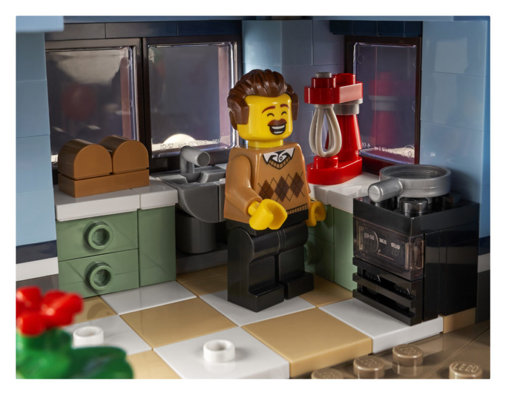 LEGO for Adults 10293 Santas Visit 9 1024x800