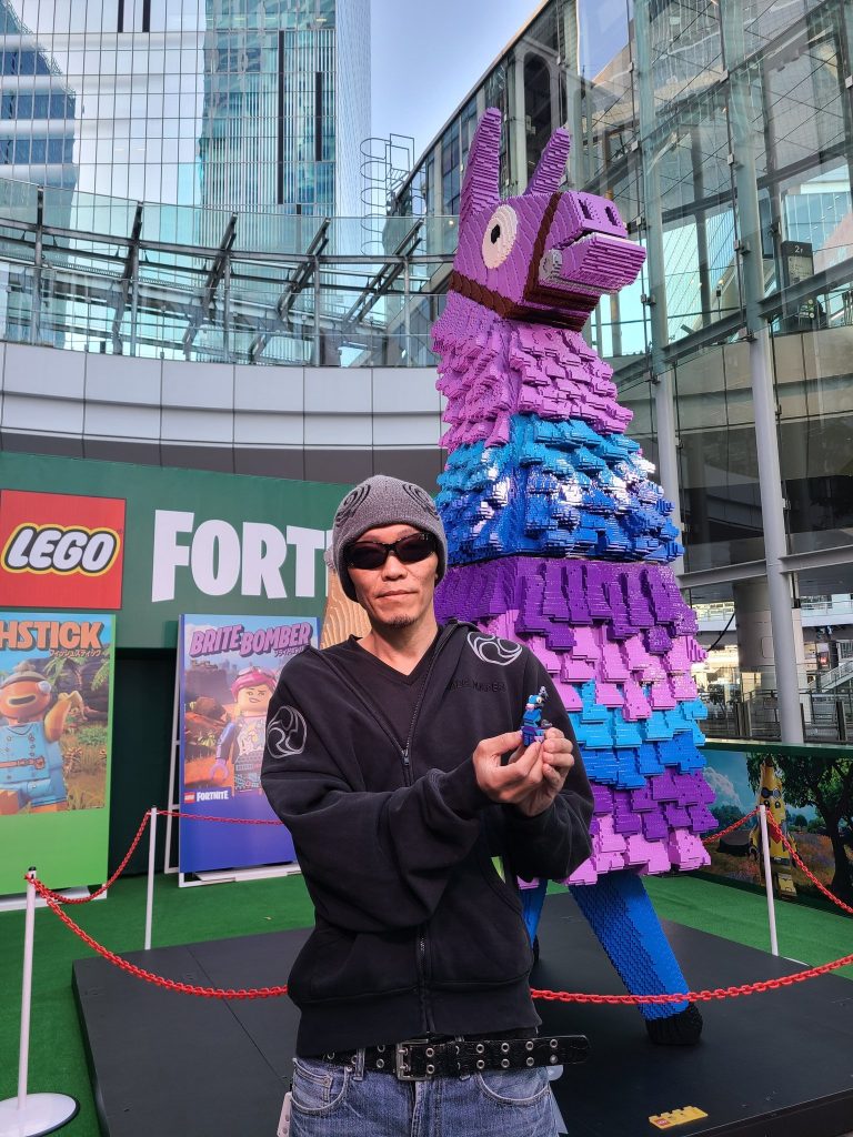 LEGO Fortnite iFireMonkey with Loot Llama model 768x1024