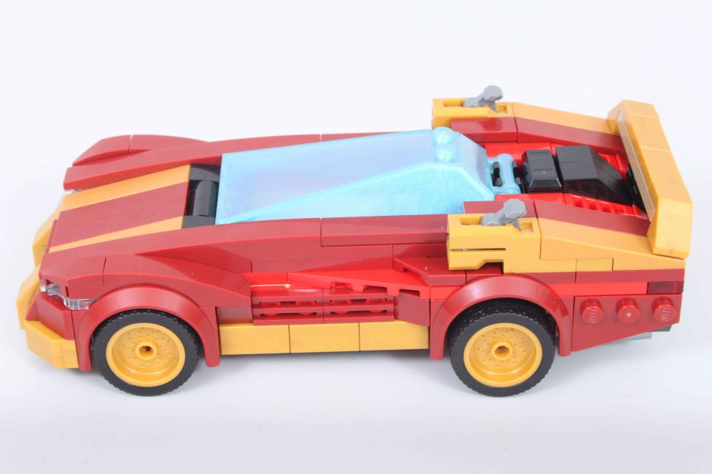 LEGO Marvel 76310 Iron Man Car Black Panther vs. Red Hulk review 22 1024x683