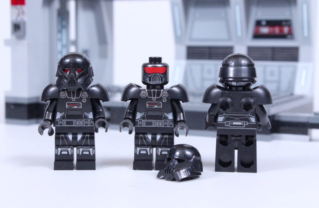 LEGO Star Wars 75324 Dark Trooper Attack review 23 1024x667