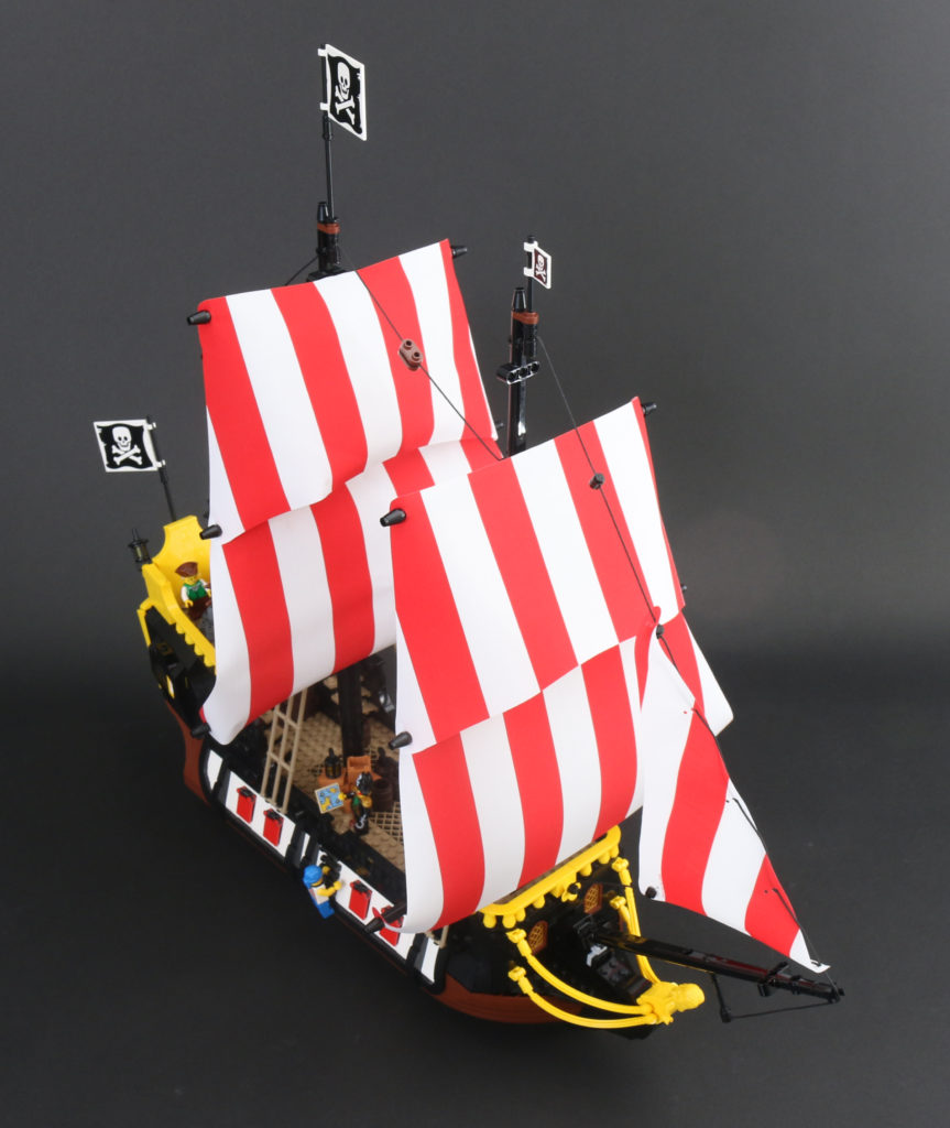 LEGO Ideas 21322 Pirates of Barracuda Bay review 72