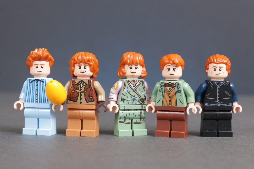 LEGO Harry Potter 76437 The Burrow Collectors Edition review 55 1024x683