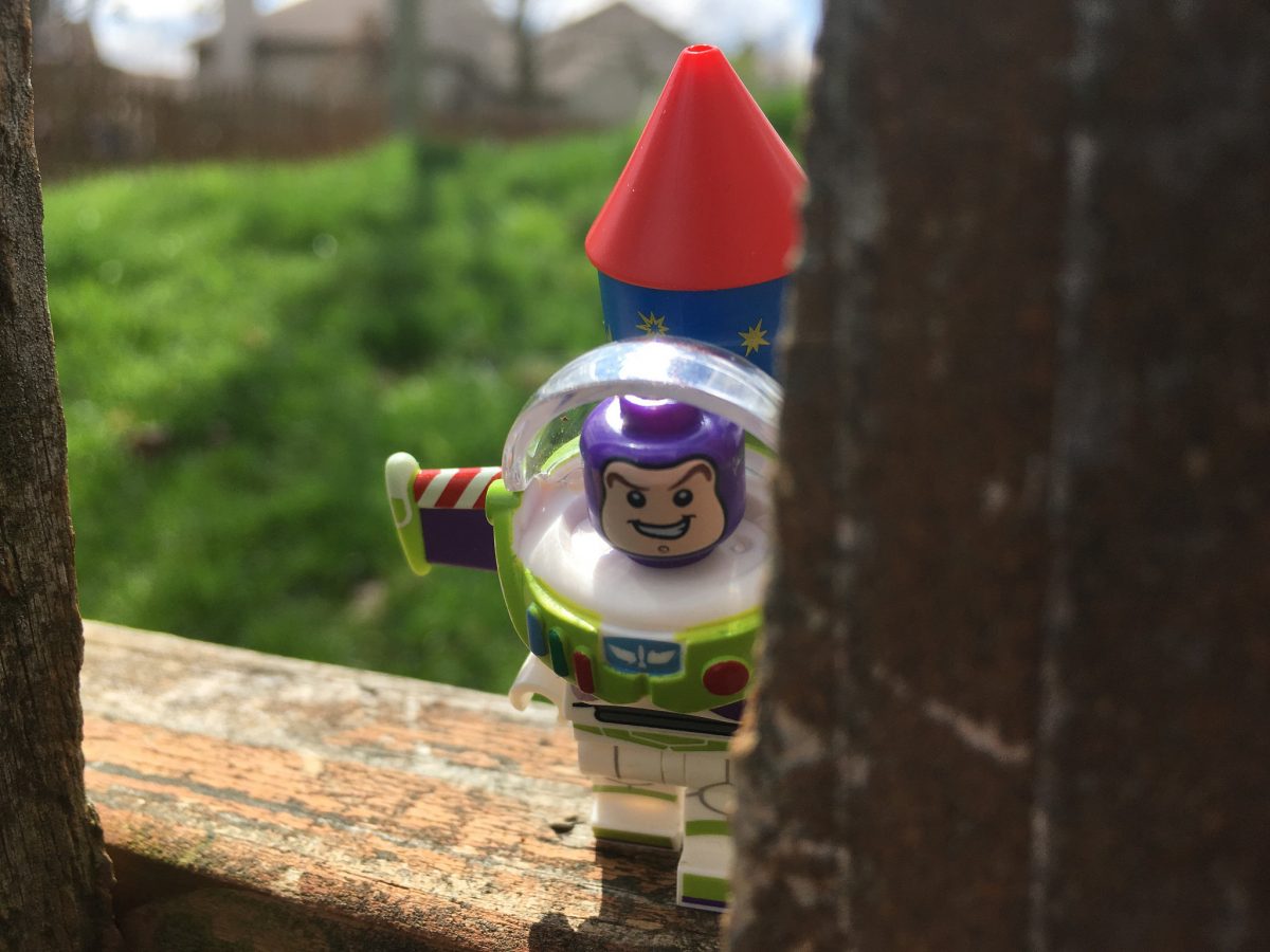 Brick Pic of the Day: Buzz Lightyear's great escape