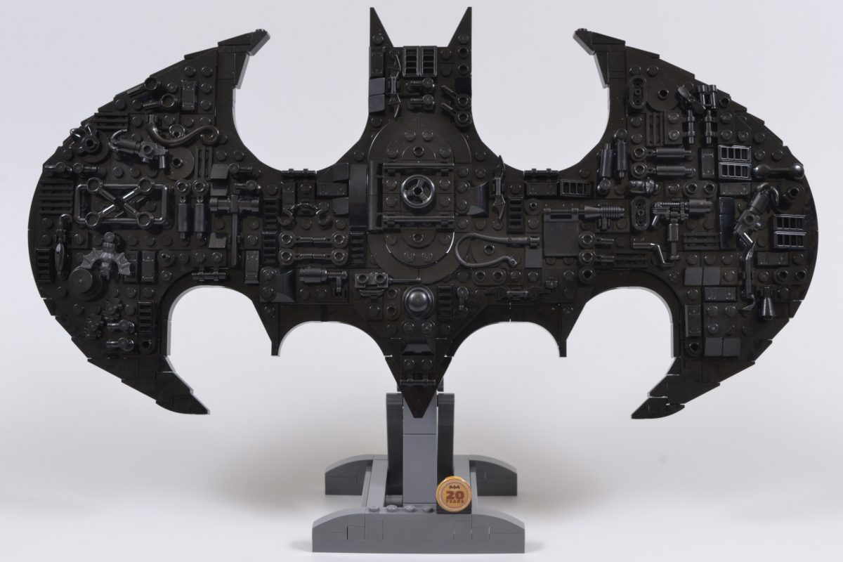 LEGO Batman 76330 Batman Logo 3 1200x800