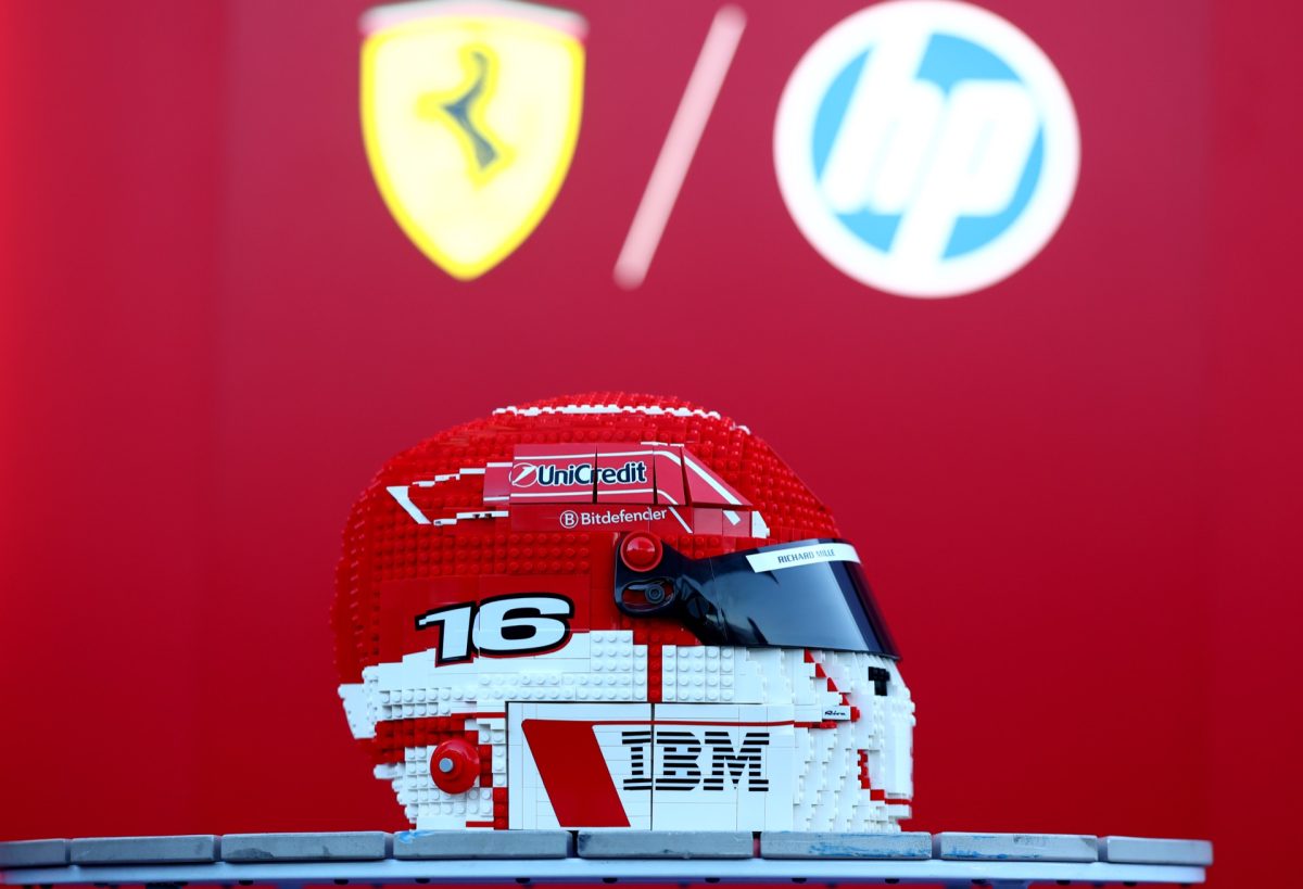 LEGO Ferrari Helmets paddock assets 6 1200x819