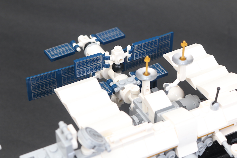 LEGO IDEAS 21321 International Space Station review 12