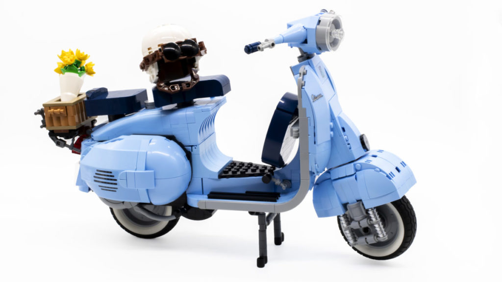 LEGO Creator 10298 Vespa 125 28 1024x576