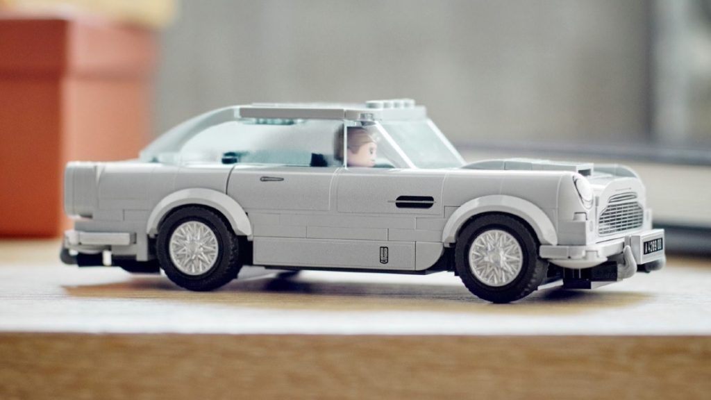 LEGO Speed Champions 76911 007 Aston Martin DB5 lifestyle featured 1024x576