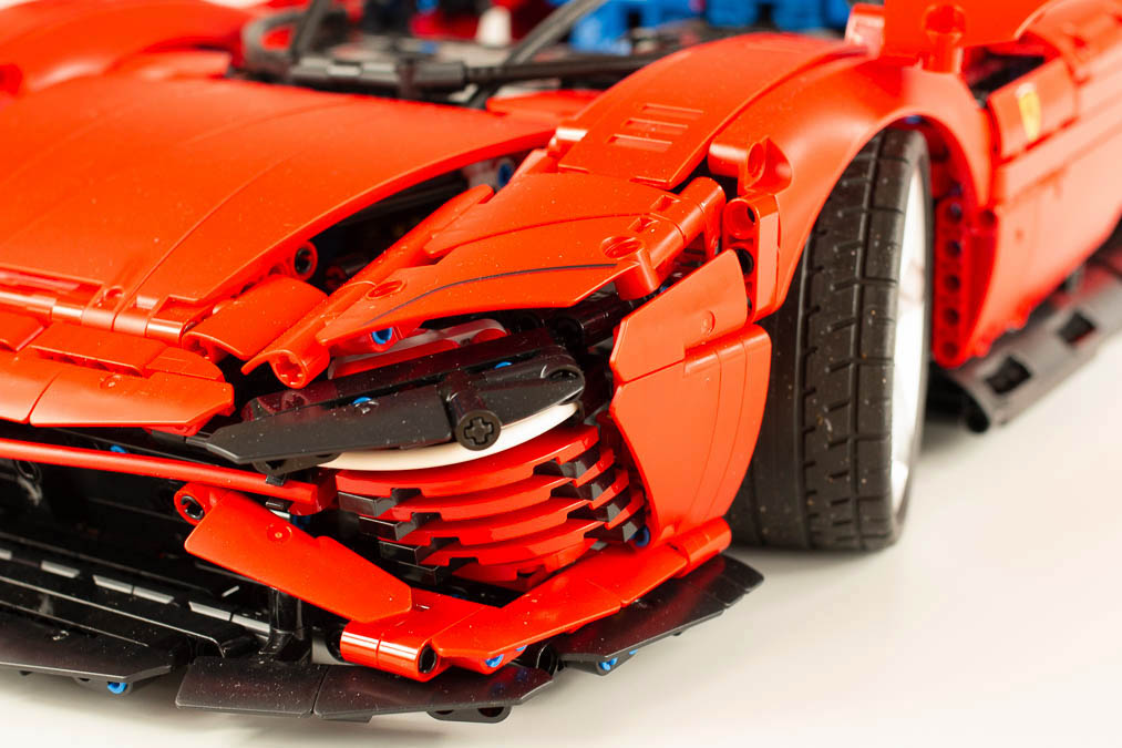 LEGO Technic 42143 Ferrari Daytona SP3 22