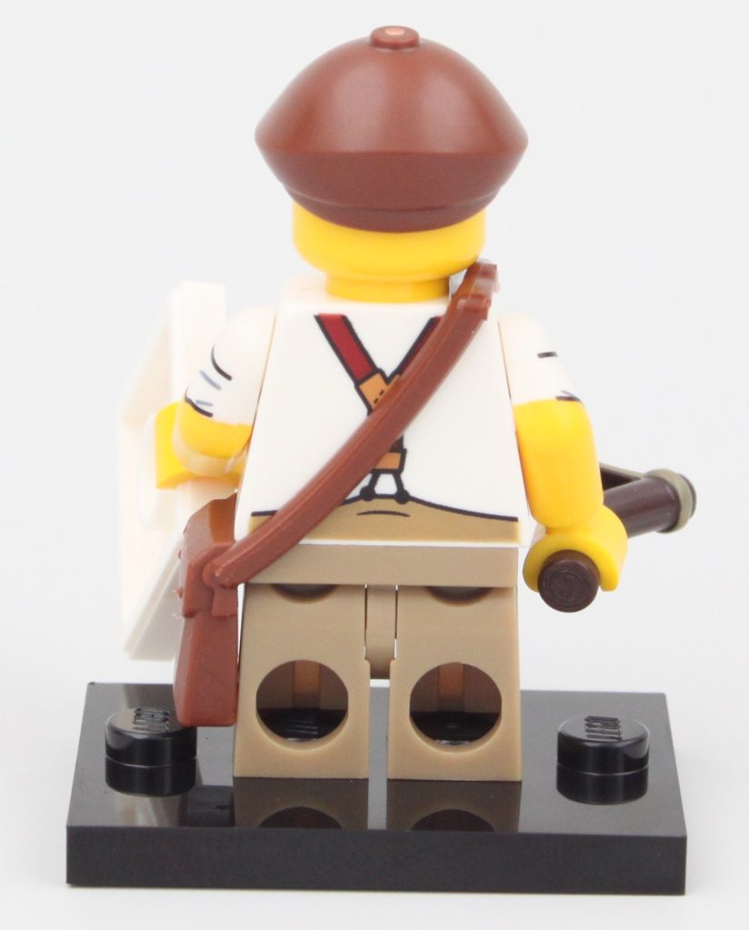 LEGO Collectible Minifigures 71037 Series 24 review Newspaper Kid 4 824x1024
