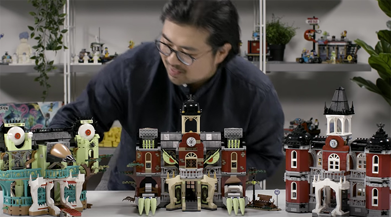 Behind the scenes of LEGO Hidden Side 70425 Newbury Haunted High School