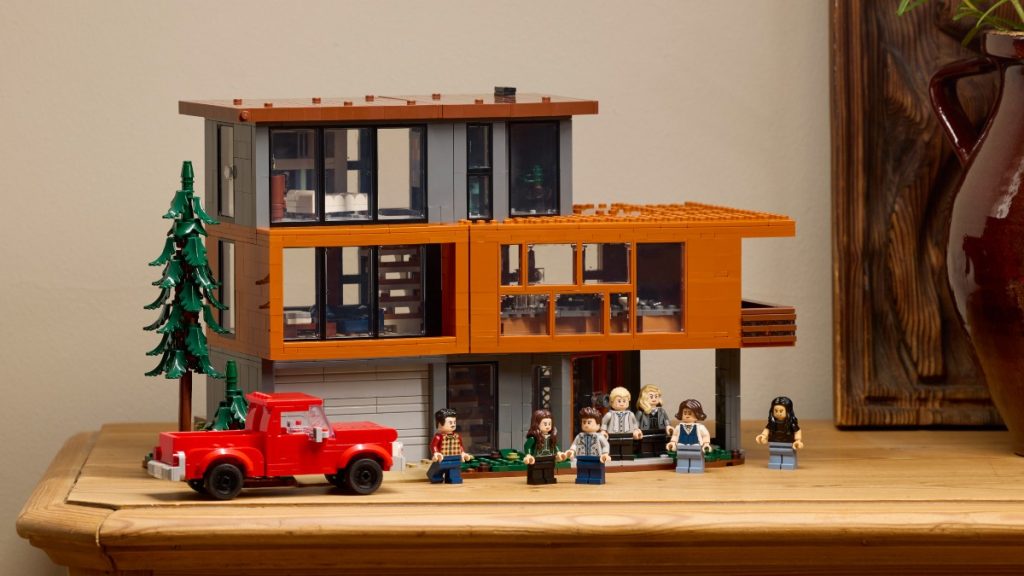 LEGO Ideas 21354 Twilight The Cullen House lifestyle 1 featured