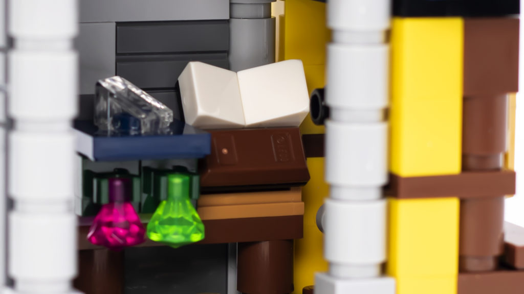 LEGO Creator 3 in 1 Medieval Castle 31120 16