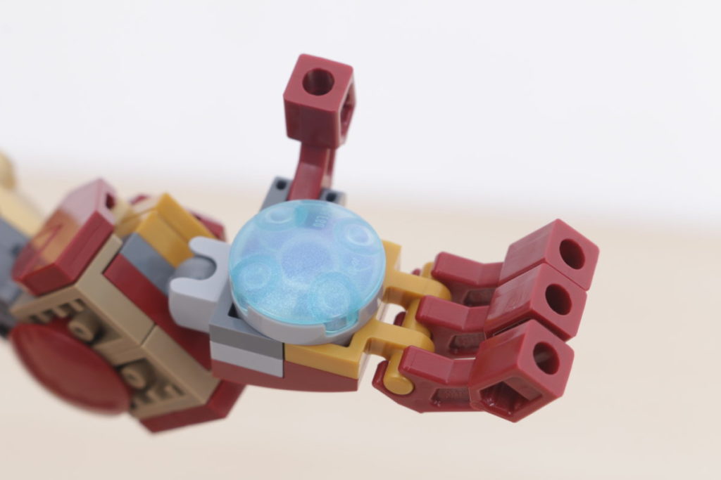 LEGO Marvel 76206 Iron Man Figure review 24 1024x683