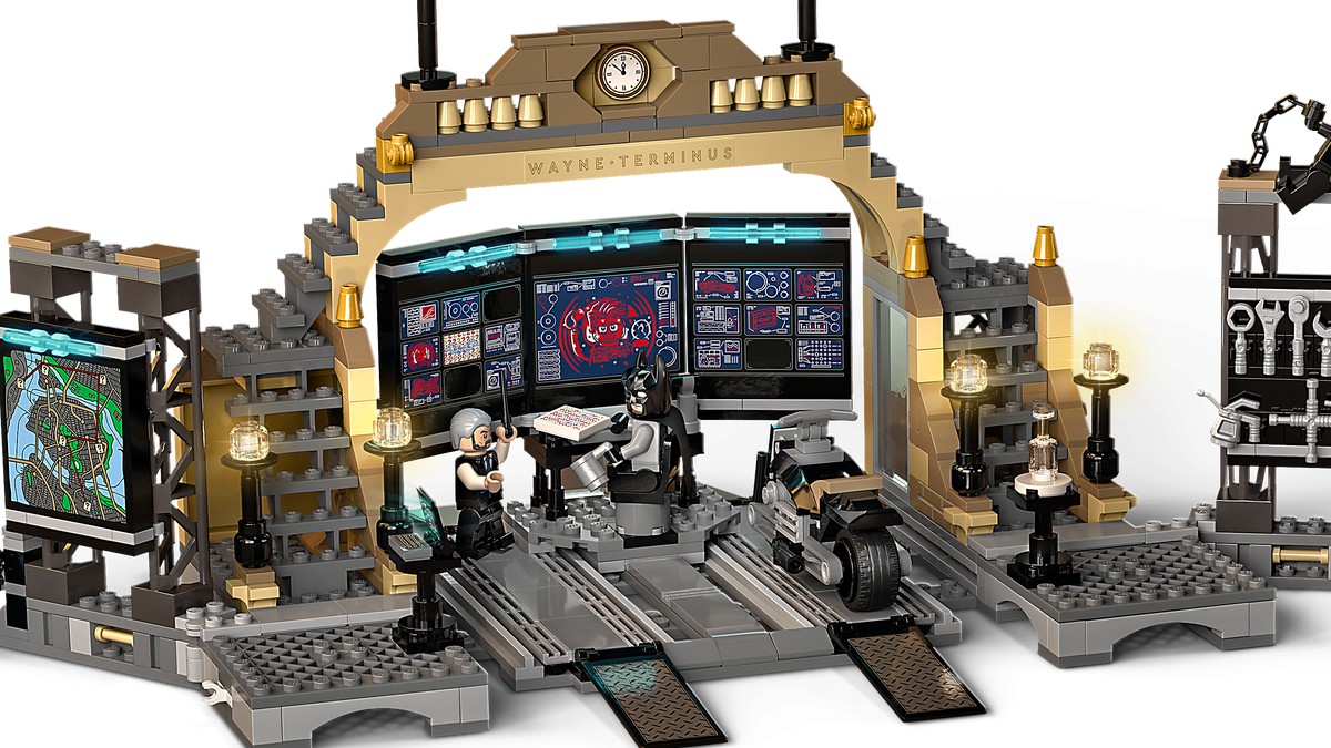 Another Andy Serkis LEGO minifigure is coming in The Batman sets – how many is that now?