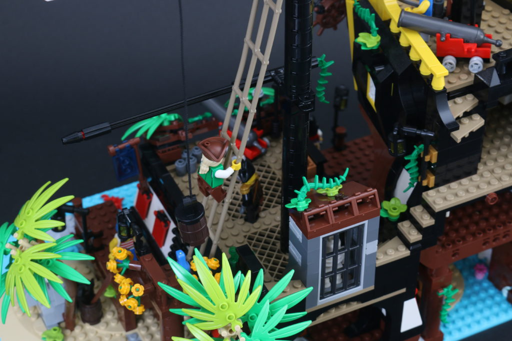 LEGO Ideas 21322 Pirates of Barracuda Bay review 49