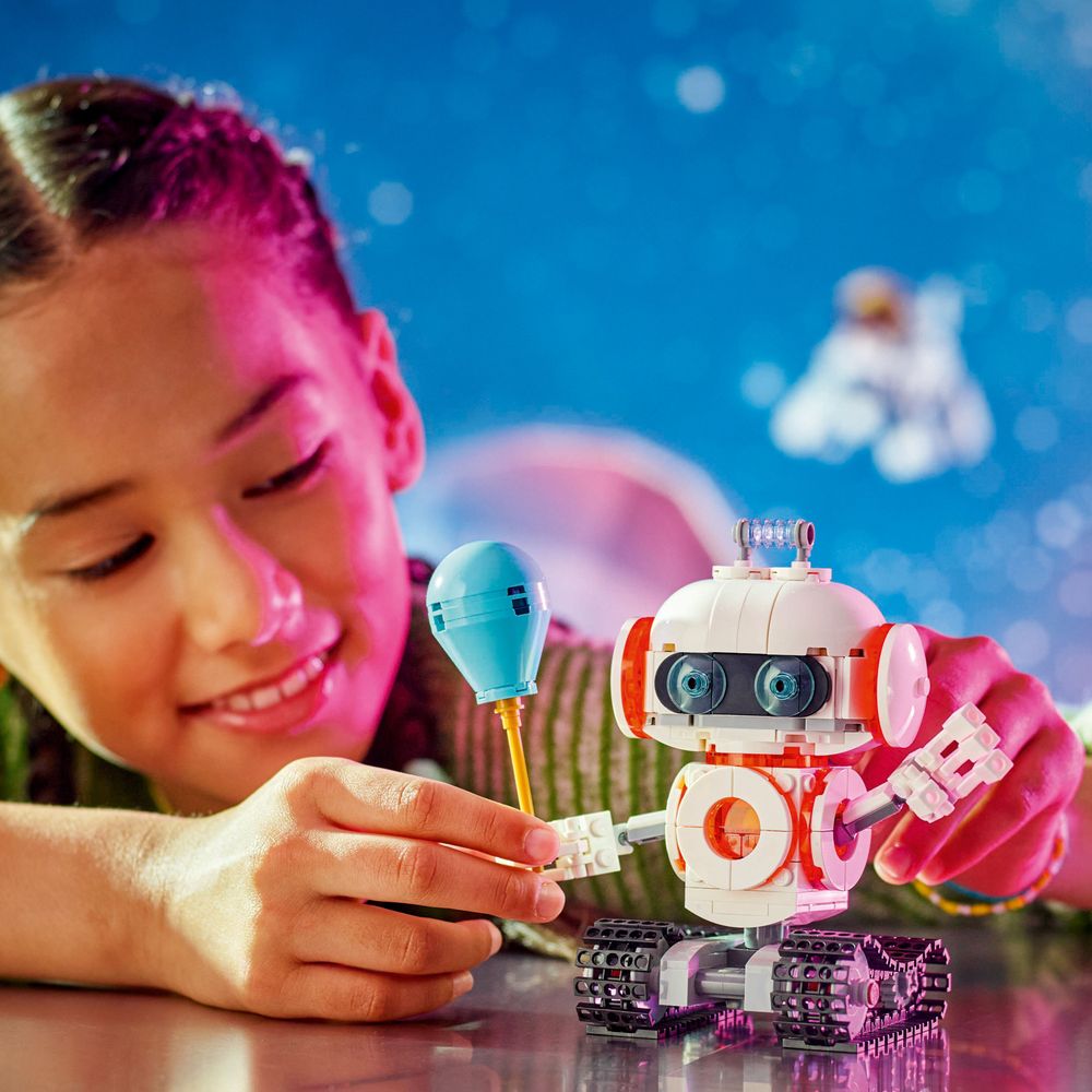LEGO Creator 3 in 1 31165 Space Robot 7
