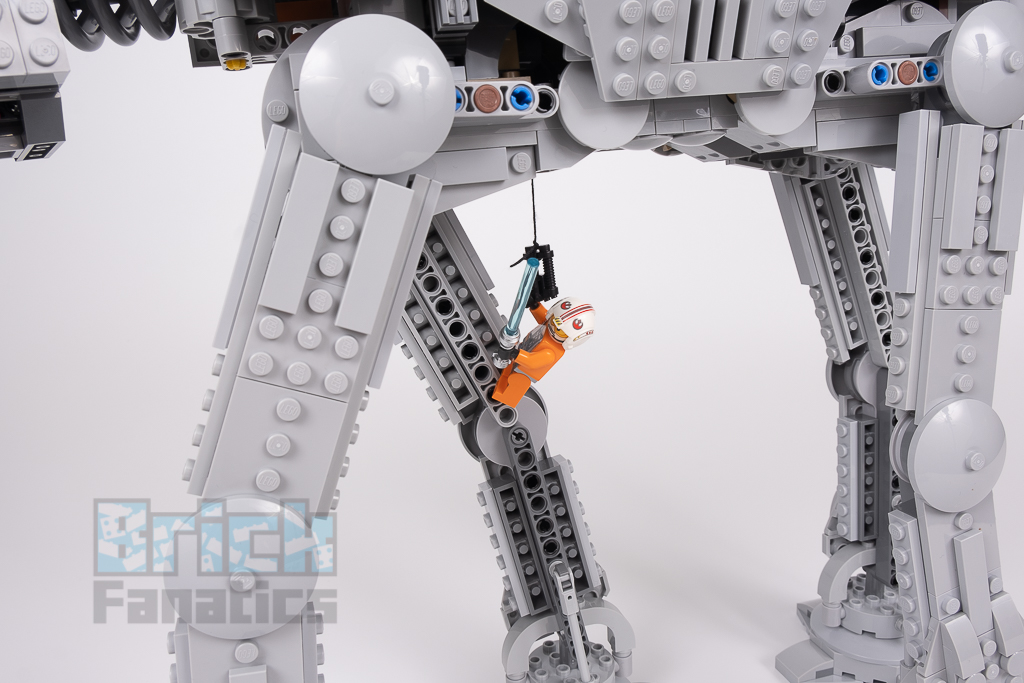 LEGO Star Wars 75288 AT AT 22