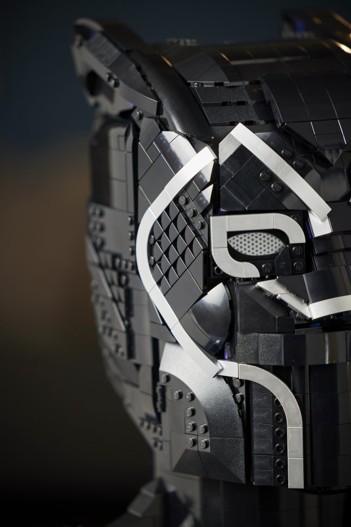 LEGO Marvel 76215 Black Panther 13 683x1024