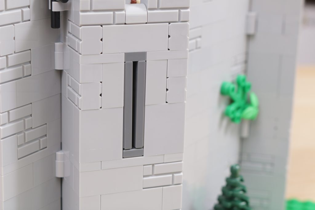 LEGO ICONS 10305 Lion Knights Castle review 55 1024x683