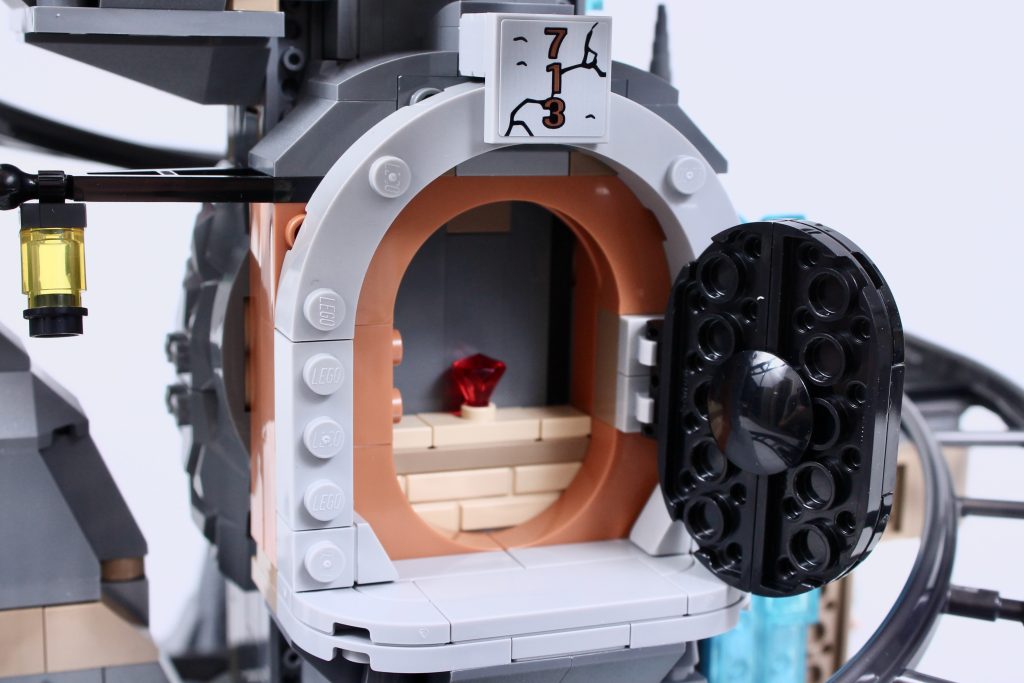 LEGO Harry Potter 76417 Gringotts Wizarding Bank Collectors Edition review 62 1024x683