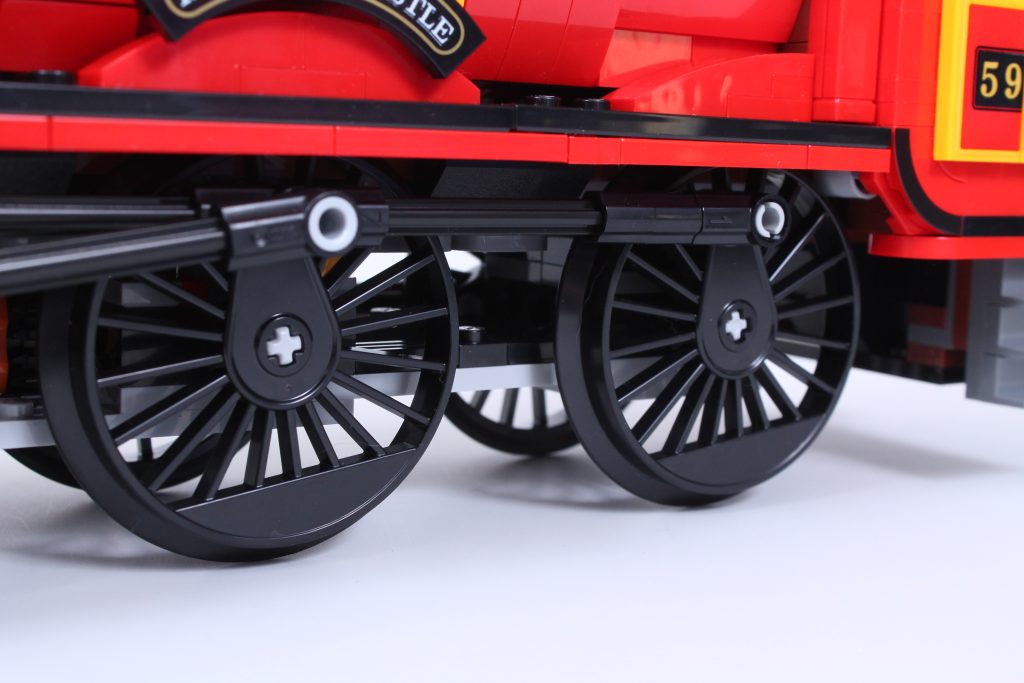 LEGO Harry Potter 76405 Hogwarts Express Collectors Edition review 15 1024x683