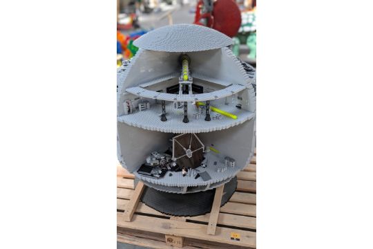 LEGO Brick Live auction Death Star