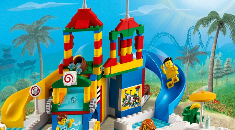 A new LEGOLAND LEGO water park set is splashing in