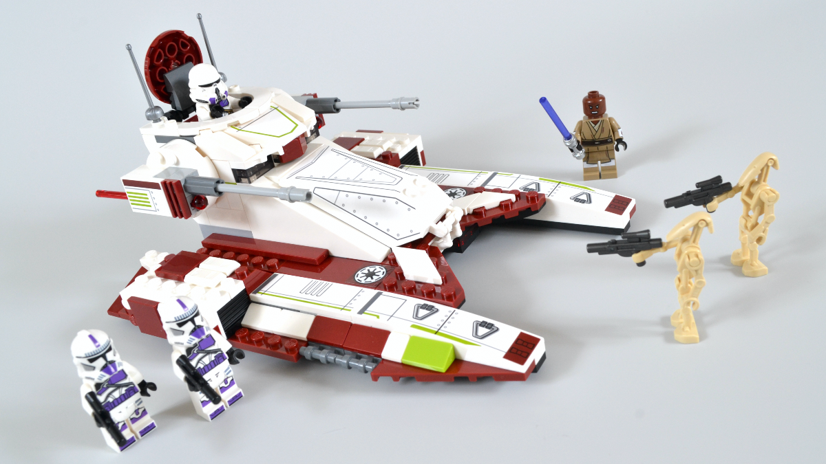 Don't miss the purple clones in LEGO Star Wars 75342 Republic Fighter Tank before it retires