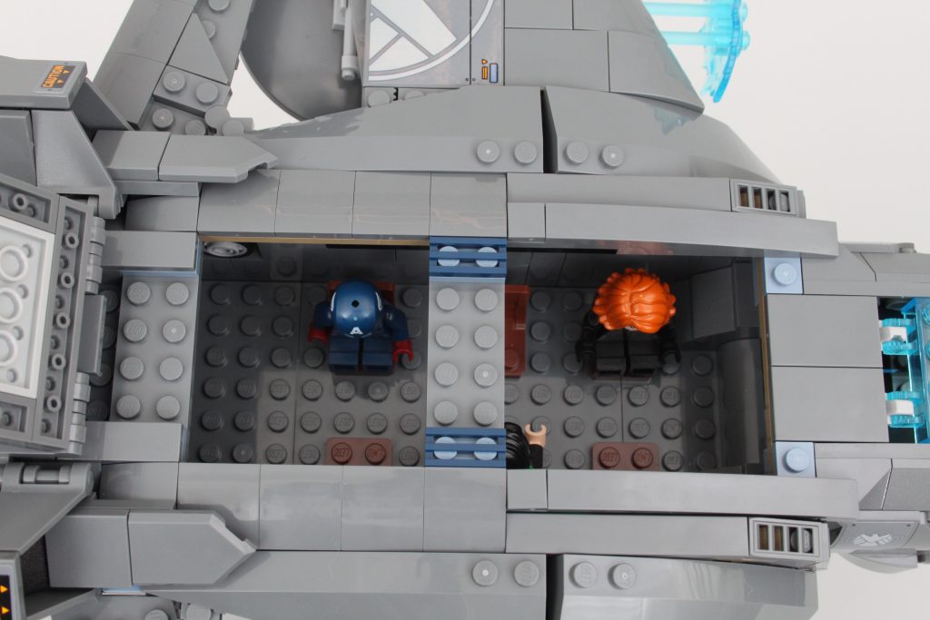 LEGO Marvel 76248 The Avengers Quinjet review 43 1024x683