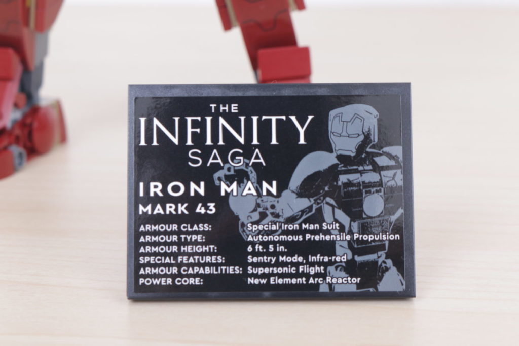 LEGO Marvel 76206 Iron Man Figure review 3 1024x683