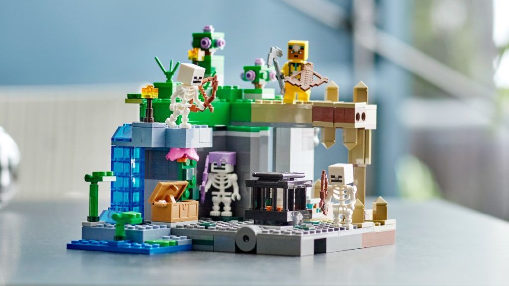 LEGO Minecraft 21189 Skeleton Dungeon lifestyle featured 1024x576