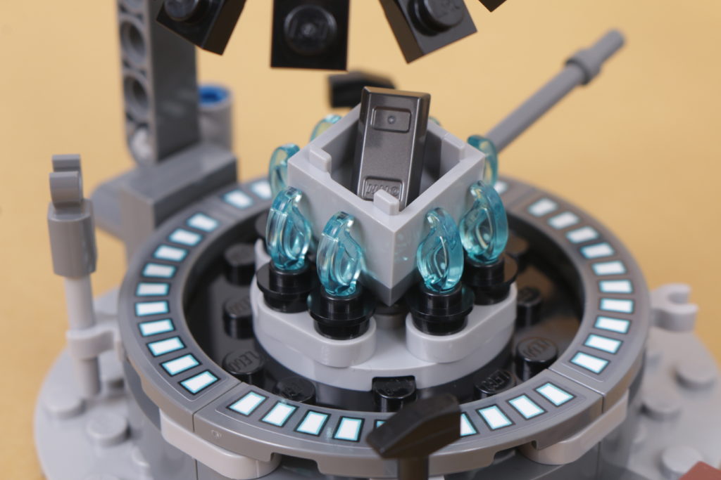 LEGO Star Wars 75319 The Armorers Mandalorian Forge review 49