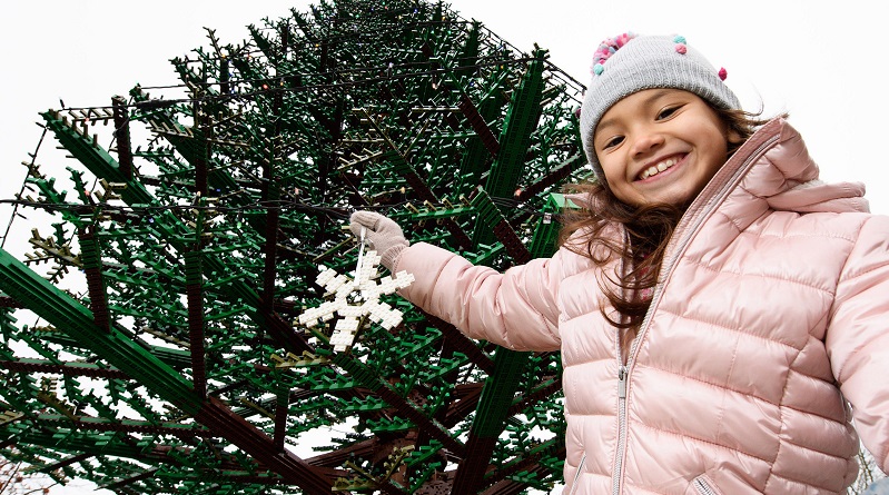 Children help decorate for Christmas at the LEGOLAND Windsor Resort