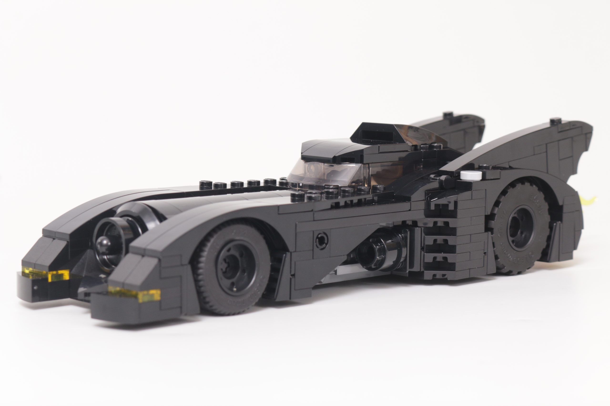 LEGO Batman 76252 Batcave – Shadow Box review 52 scaled