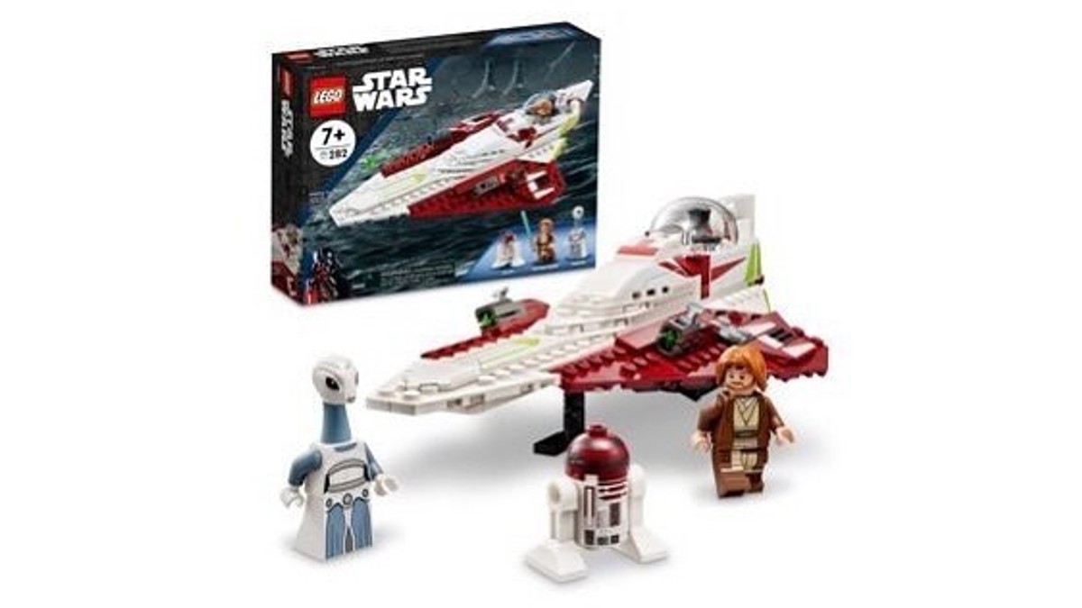Walmart reveals two new LEGO Star Wars summer 2022 sets
